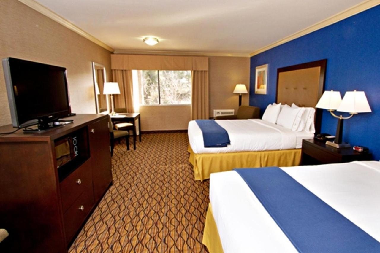 Holiday Inn Express Port Hueneme By Ihg Oda fotoğraf
