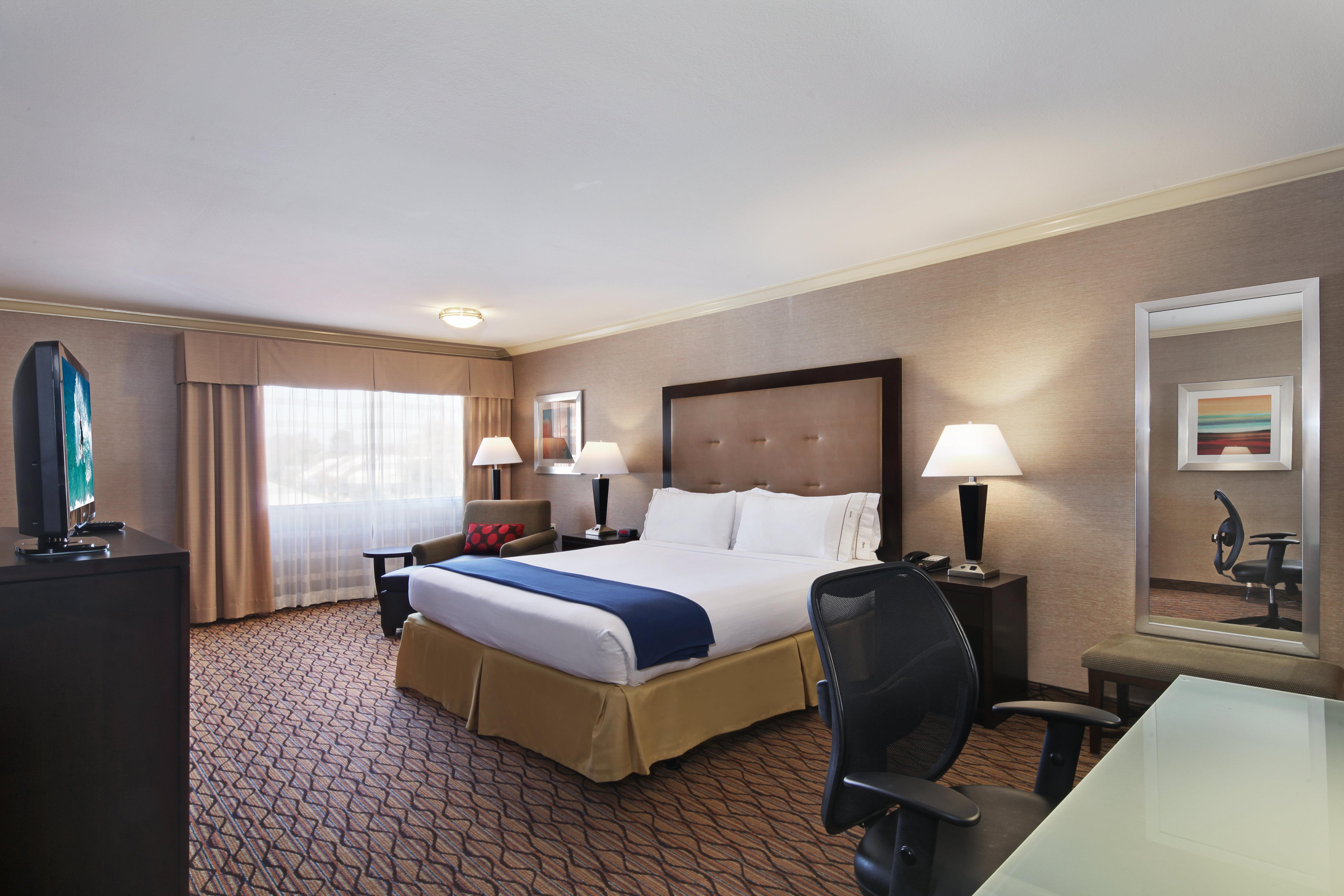 Holiday Inn Express Port Hueneme By Ihg Dış mekan fotoğraf