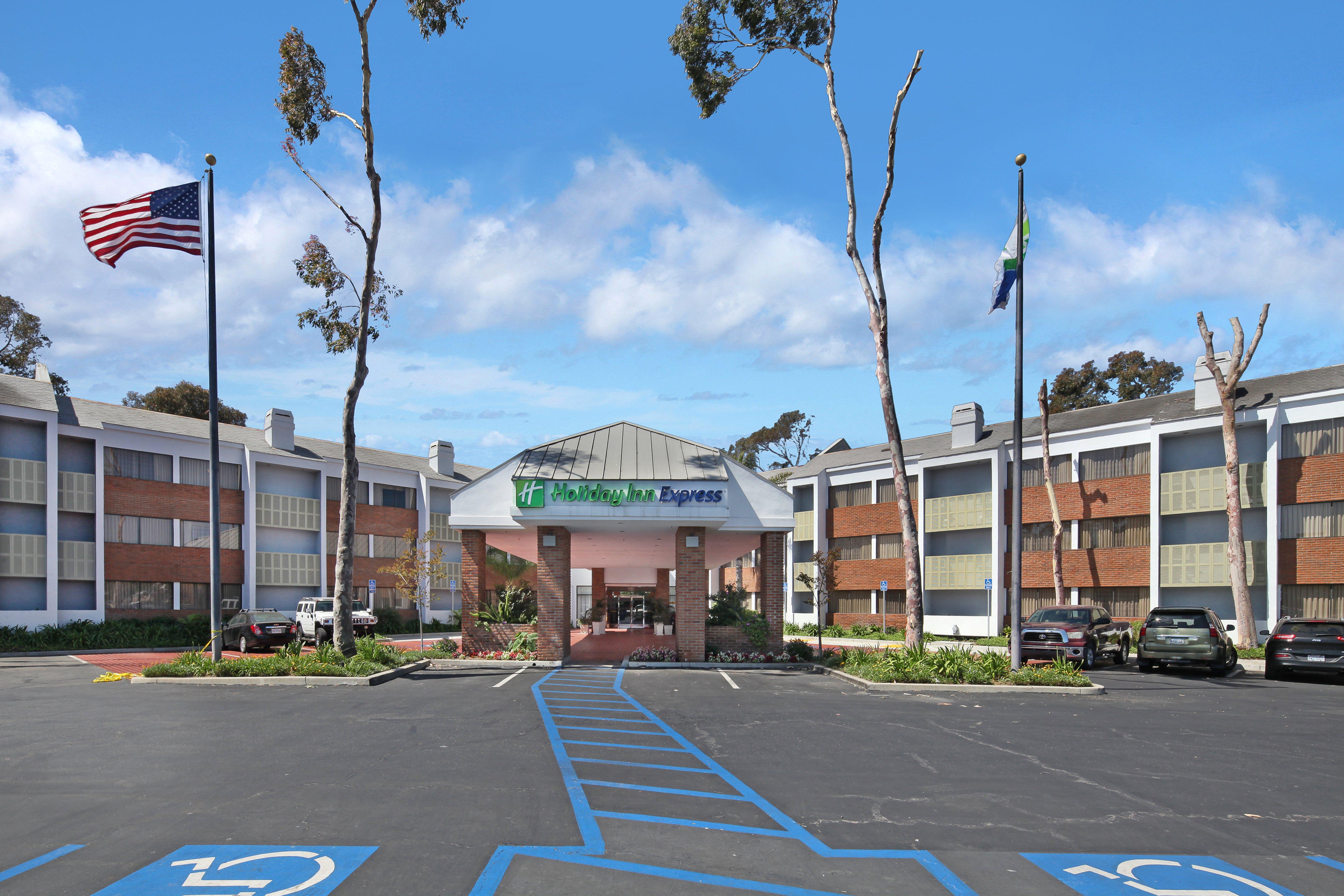 Holiday Inn Express Port Hueneme By Ihg Dış mekan fotoğraf